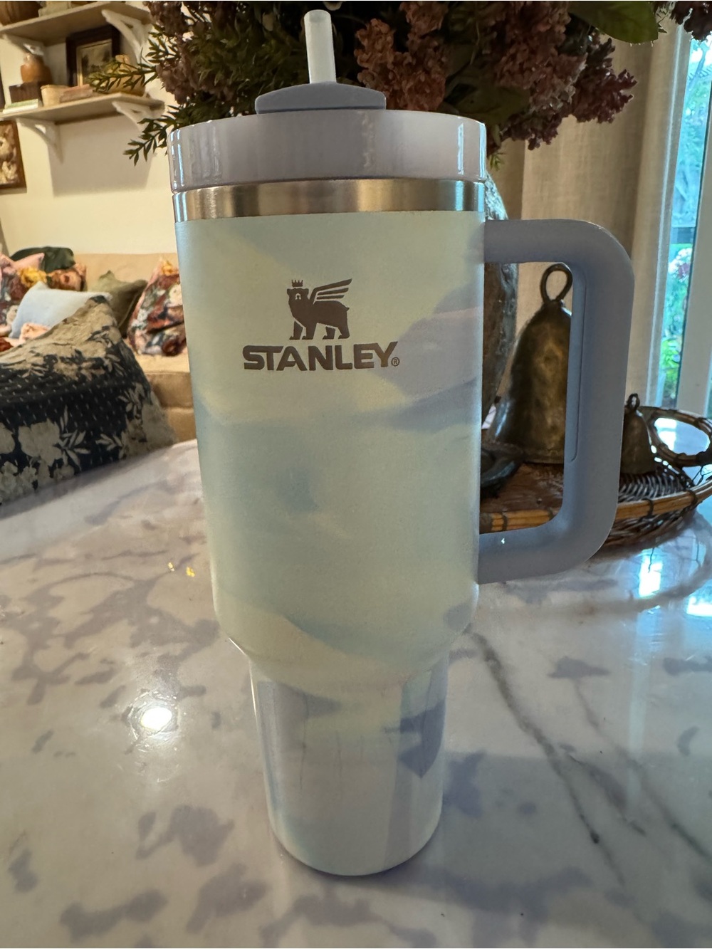 Stanley Blue marbled Tumbler with Handle 40 oz